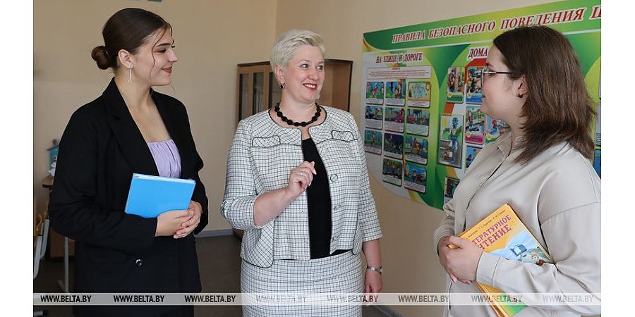 Белстат описал портрет среднестатистического белорусского учителя