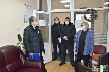В Волковысском районе с рабочим визитом побывал министр информации Игорь Луцкий