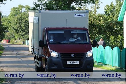 Сто километров по маршруту проходит автолавка КСУП "Гирки" Вороновского района