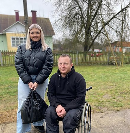 В День инвалидов на Вороновщине стартовала благотворительная акция «Ладонь добра»