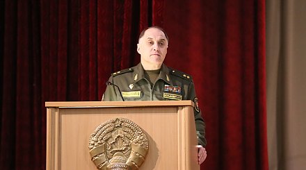 Вольфович: сегодня как никогда мир и спокойствие на нашей земле зависят от людей в погонах