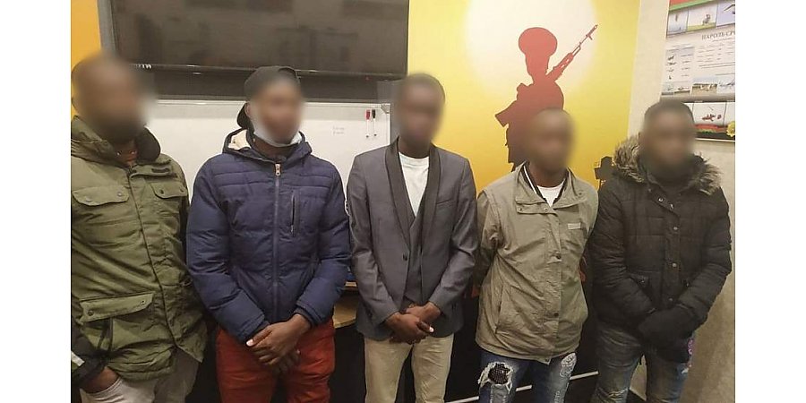 Гродненские пограничники задержали группу, которая незаконно пыталась попасть в Польшу
