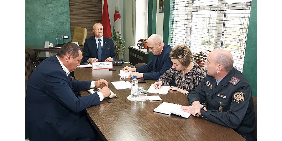 Юрий Караев: «Районные власти в целом работают слаженно и профессионально»