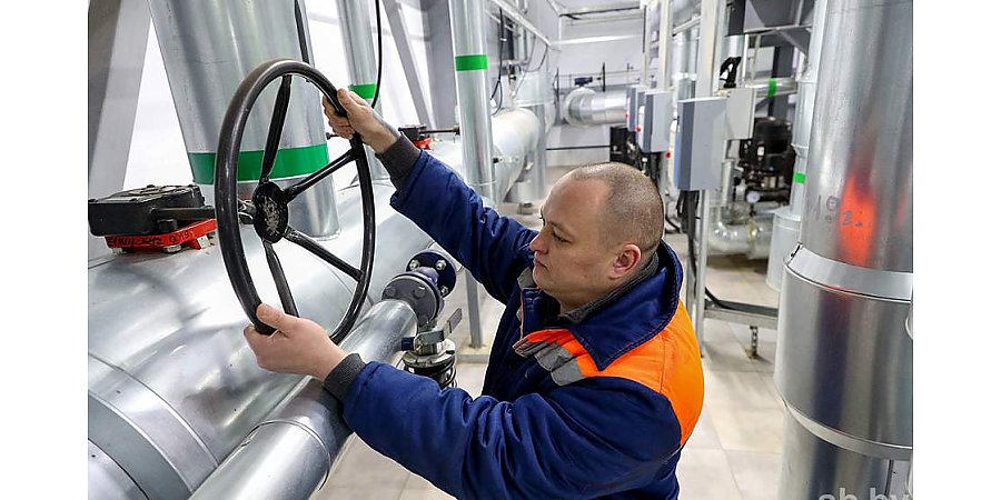 Министр ЖКХ — о доступности ЖКУ, сдерживании роста затрат на их оказание и качестве питьевой воды в регионах