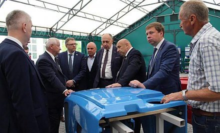 Заместитель премьер-министра Беларуси Петр Пархомчик с рабочим визитом посетил Лиду