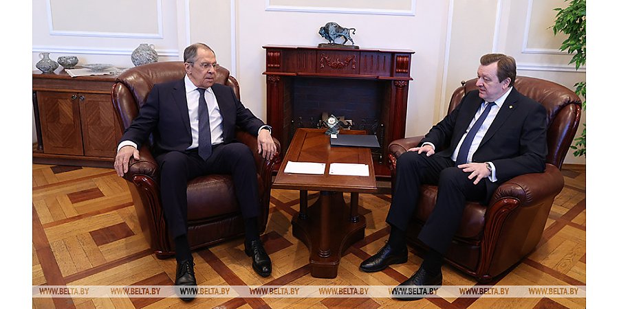Главы МИД Беларуси и России встретились в Минске