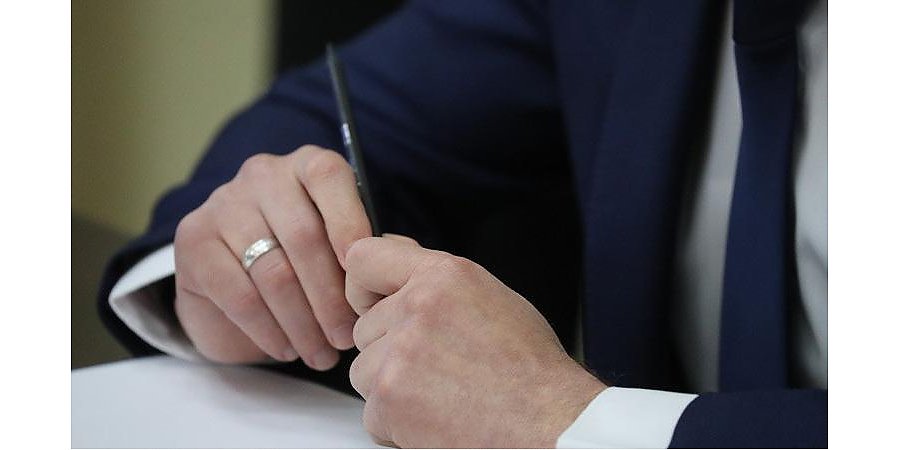 Срок действия справок и иных документов продлевается еще на полгода