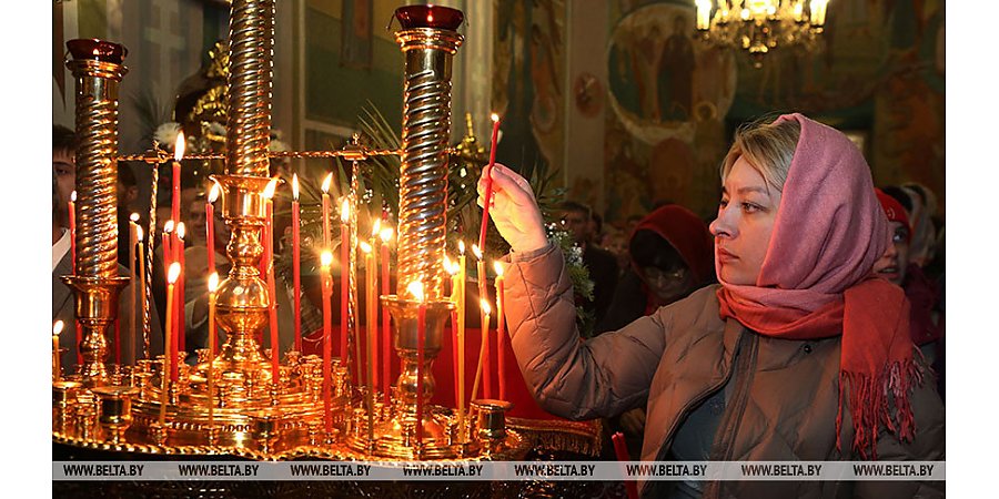 Лукашенко: пусть духовный подъем праздника Пасхи поможет в добрых делах, принесет мир, согласие и счастье