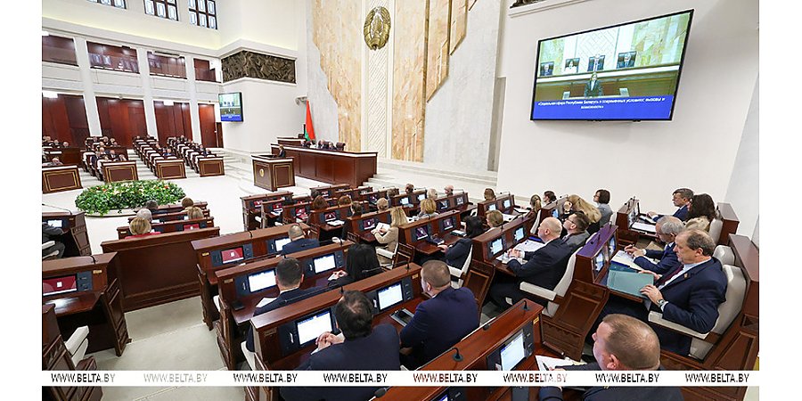 Правительство Беларуси работает над модернизацией системы пособий по уходу за ребенком