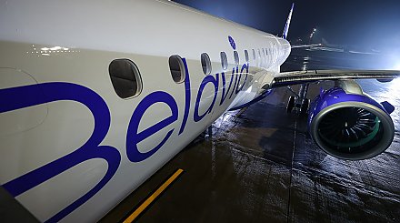 В "Белавиа" рассказали подробности незапланированной посадки самолета в Домодедово