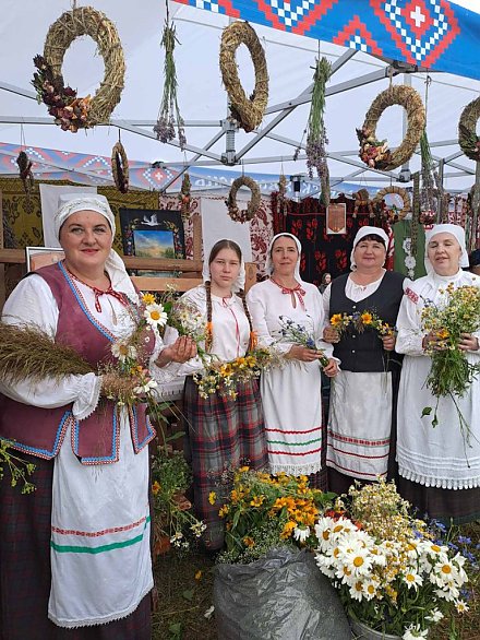 Культработнікі Воранаўшчыны прадставілі свае творчыя здабыткі на рэспубліканскім свяце "Купалле"