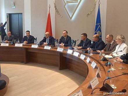 Министр информации Дмитрий Жук встретился с молодыми журналистами