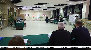 В Беларуси закрылись участки на выборах депутатов