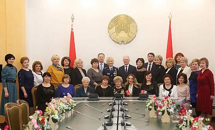 Красота, мудрость, обаяние. Торжественный прием в честь 8 Марта прошел в облисполкоме. Среди приглашенных — жительница г.п. Вороново Валентина Курсевич