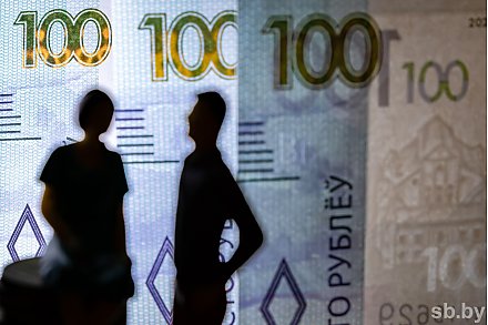 МВД: задержаны три курьера телефонных аферистов с более чем 50 тыс. рублей