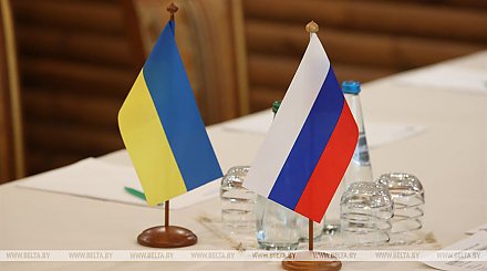 Встреча глав МИД России и Украины началась в Турции