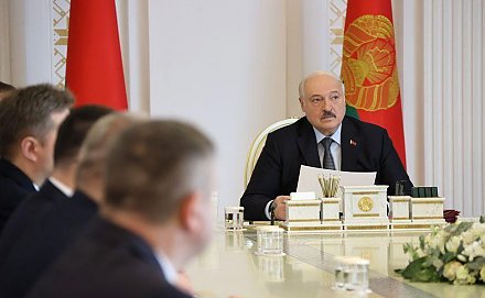 "Все сосредоточено в ваших руках, берите и действуйте". На что ориентировал Александр Лукашенко новых управленцев на местах