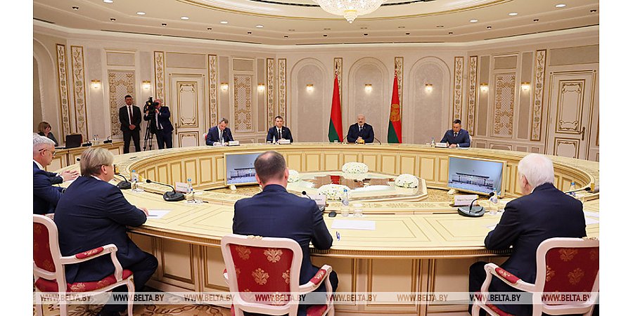 Александр Лукашенко: Сибирь для Беларуси - родной, близкий и понятный регион