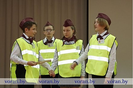 В Вороновской школе проходит районный слет юных инспекторов движения