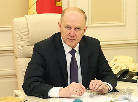 Прямую телефонную линию сегодня, 5 марта провел председатель Гродненского облисполкома Владимир Кравцов