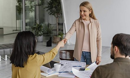 Кому в Беларуси готовы платить зарплату 16 тысяч рублей