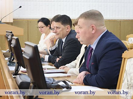 Трезвый подход и дисциплина. В Вороновском райисполкоме прошло заседание рабочей группы по организации профилактических мероприятий с тружениками агропромышленного комплекса