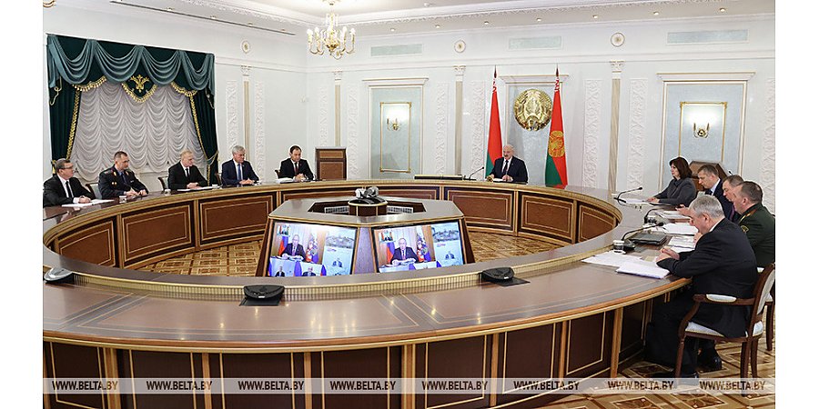Александр Лукашенко проводит заседание ВГС Союзного государства