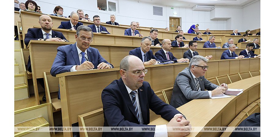 Белорусские послы вернулись из стран пребывания. Зачем их собрали в Минске?