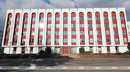МИД Беларуси настоятельно рекомендует исключить поездки за рубеж без крайней необходимости