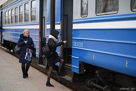 БЖД запустит 100 дополнительных поездов на ноябрьские праздники