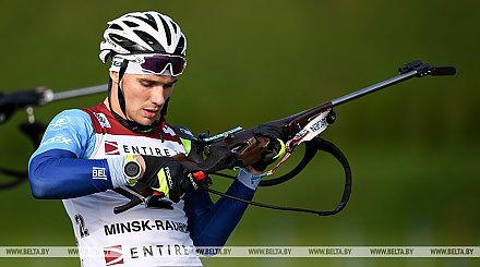 Белорус Антон Смольский стал вторым в масс-старте на этапе Кубка Содружества по биатлону