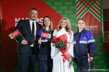 Проект «Разам працуем, разам спяваем!» подарил праздник работникам «Завода Химволокно»