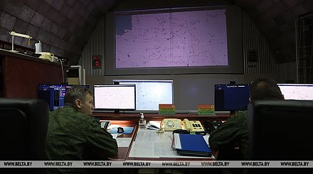 Александр Лукашенко заслушает доклад об организации и выполнении задач боевого дежурства по противовоздушной обороне