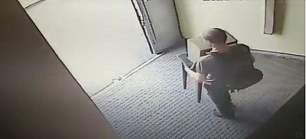 В Гродно мужчина похитил из костела ящик с пожертвованиями