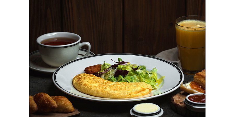 Нутрициолог рассказала, чем и в какое время лучше завтракать