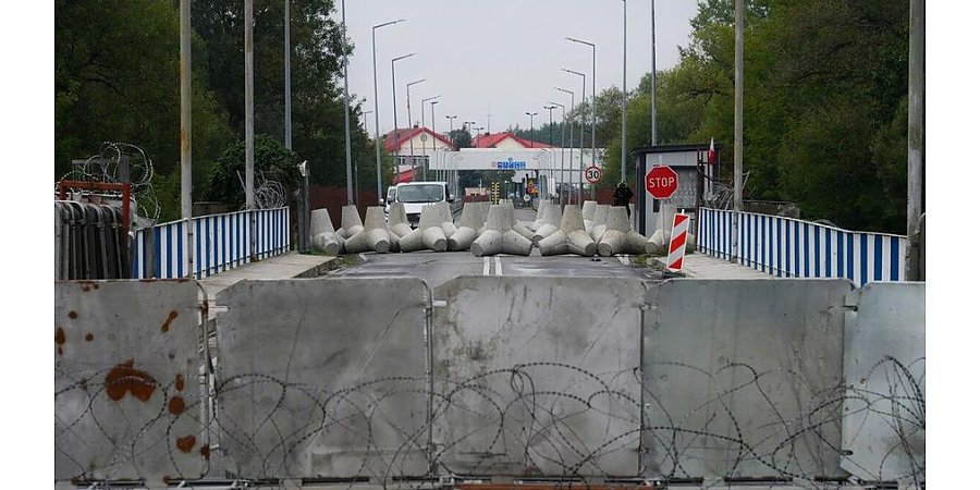 Политика закрытых шлагбаумов. В чем истинная причина закрытия Польшей границы с Беларусью