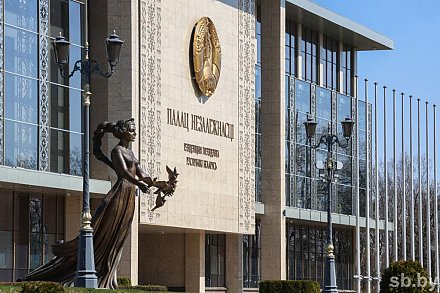 Александр Лукашенко подписал указ о помиловании 18 осужденных, большинство из которых – женщины