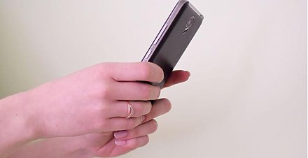 Сообщить о фактах покупки курсовых и дипломных работ можно на горячую линию