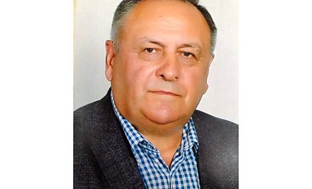 Пел в «Земляках», руководил механизацией и никогда не расставался с баяном и блокнотом стихов. Творческий путь вороновского «казака» Михаила Заболотного