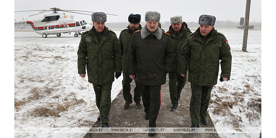 Александр Лукашенко сегодня рассмотрит вопросы укрепления военной безопасности Беларуси