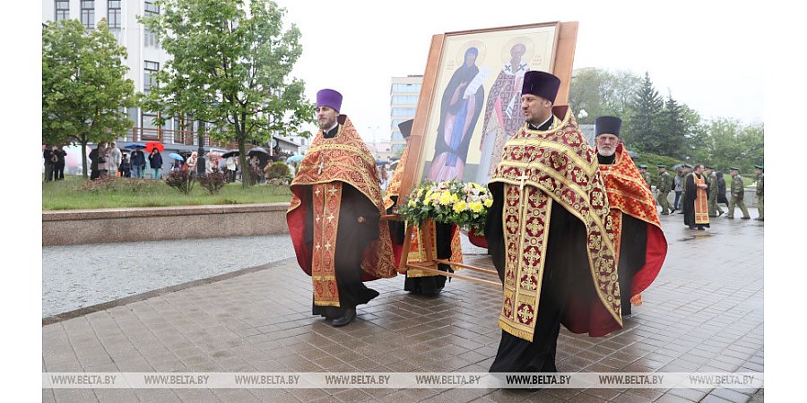 Божественная литургия и крестный ход состоялись в Минске в День славянской письменности и культуры