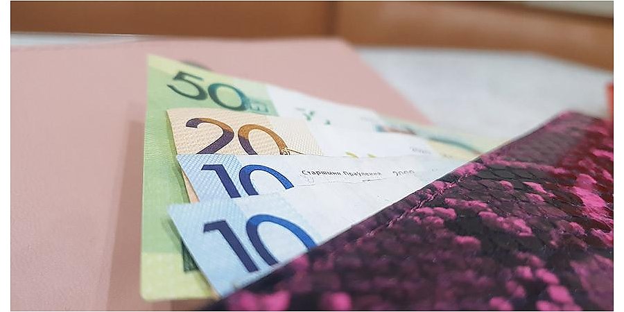 "Белпочта" досрочно выплатит пенсии и пособия за 25 апреля