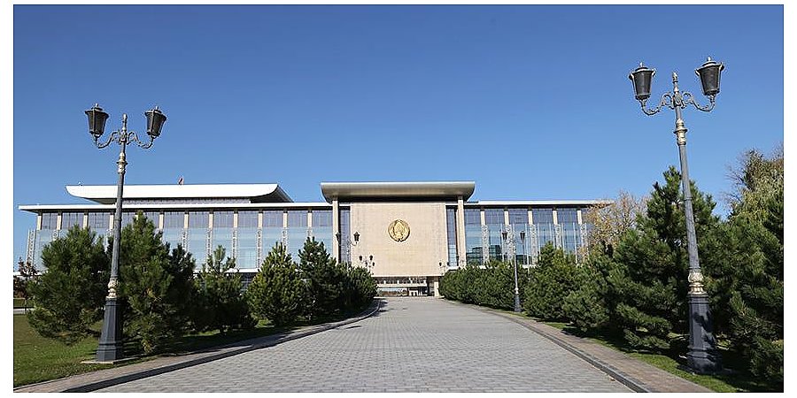 Александр Лукашенко учредил нагрудный знак делегата ВНС