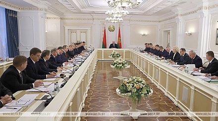 Лукашенко о задачах на 2021 год: сохранить достигнутый уровень и обеспечить положительную динамику
