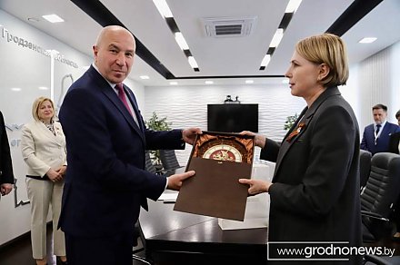 В Гродненском облисполкоме проходит встреча руководства региона с делегацией Калининградской области