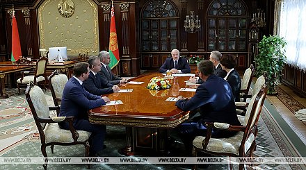 Лукашенко высказался о высшем образовании, утечке умов за границу и патриотизме в медицине
