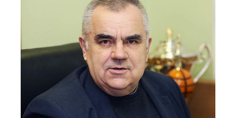 Дорожные перспективы. Субботнюю прямую линию с жителями Гродненщины провел заместитель председателя облисполкома Владимир Дешко