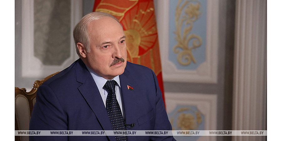 О прекращении войны, санкциях, свободе слова и демократии. Все подробности интервью Александра Лукашенко для AP
