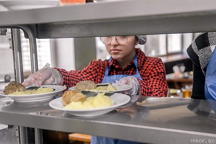 Все школы Беларуси с 1 сентября 2024 года перейдут на новые правила организации питания