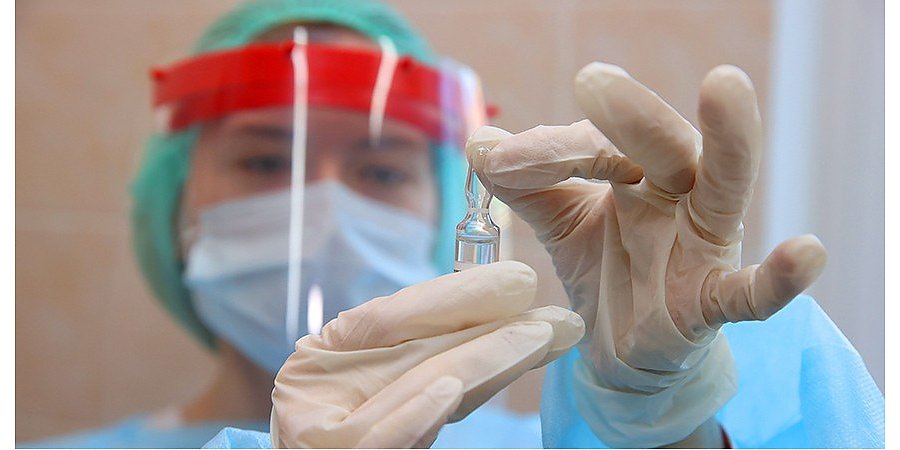 Самолет из Пекина с 1,5 млн доз вакцины против COVID-19 прибыл в Беларусь